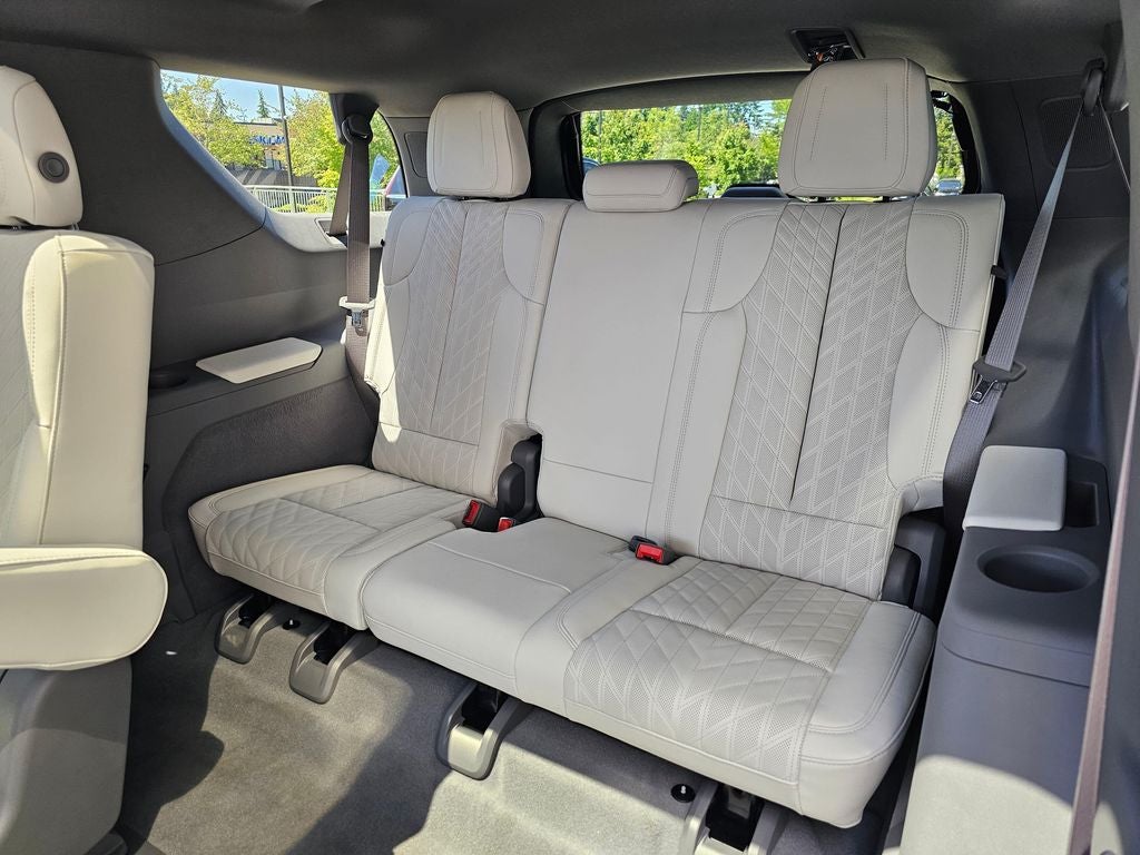 2026 Cadillac ESCALADE IQL Luxury