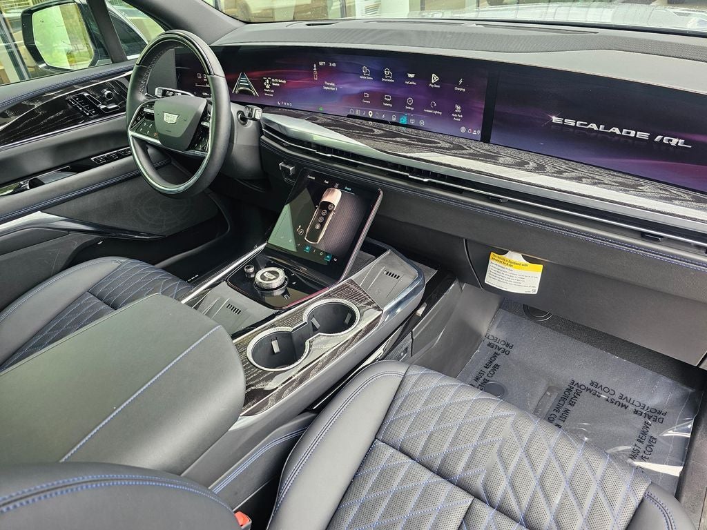 2026 Cadillac ESCALADE IQL Luxury