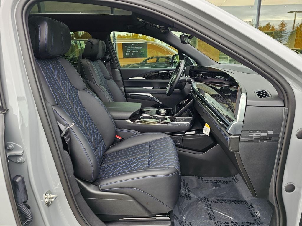 2026 Cadillac ESCALADE IQL Luxury
