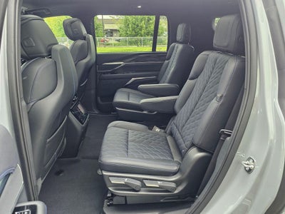 2026 Cadillac ESCALADE IQL Luxury