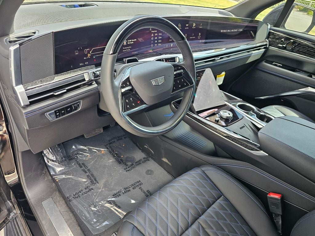 2026 Cadillac ESCALADE IQL Luxury
