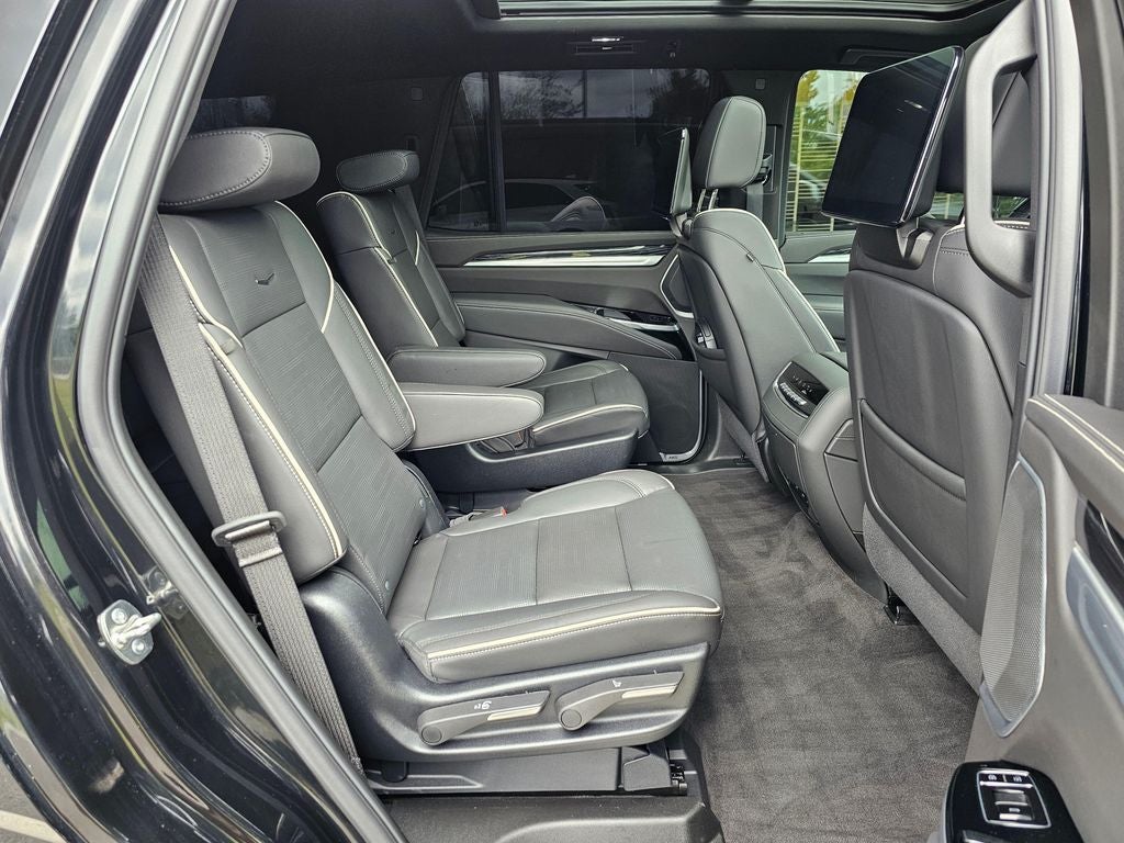 2025 Cadillac Escalade Sport