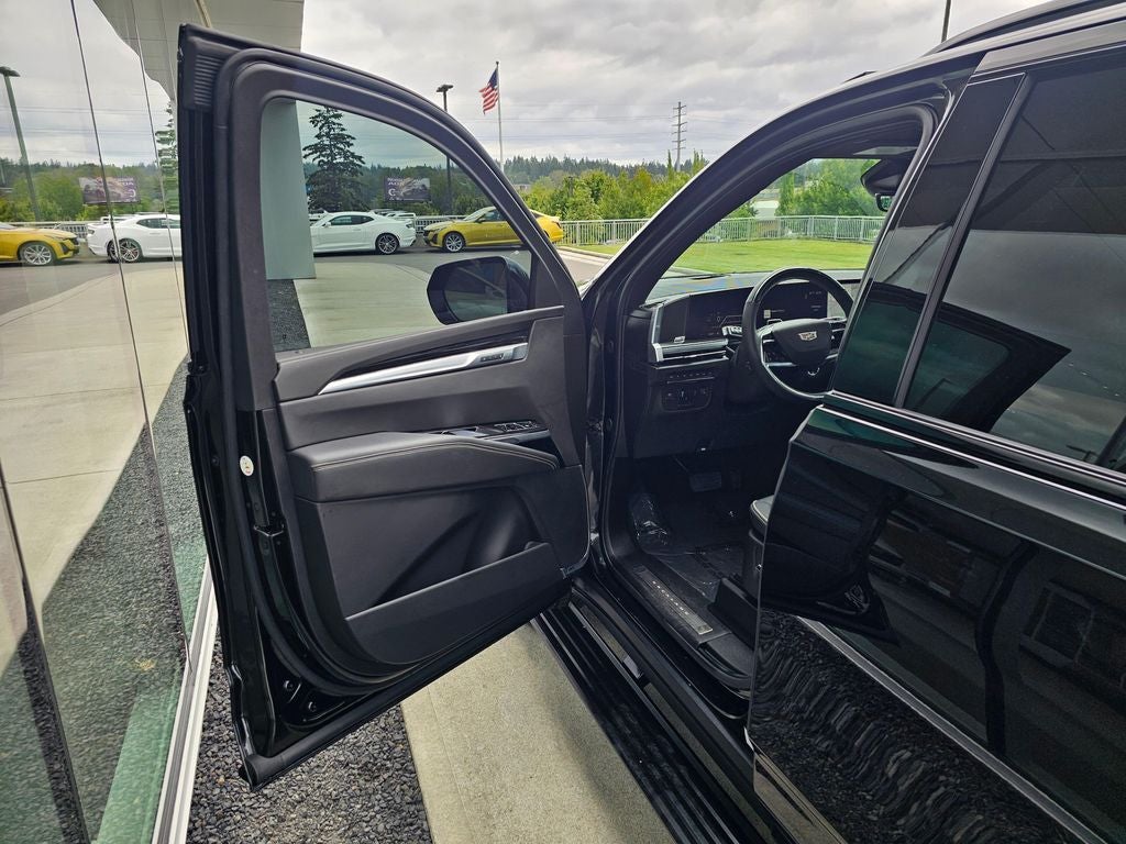 2025 Cadillac Escalade Sport