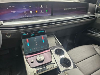 2025 Cadillac Escalade Sport