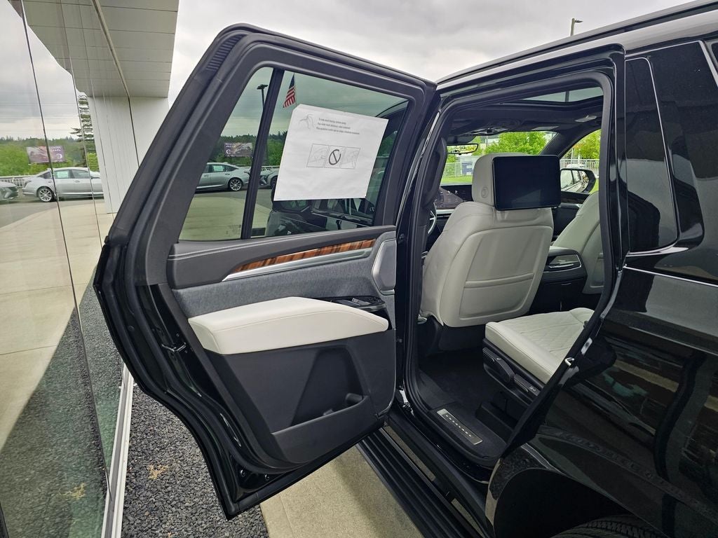 2026 Cadillac Escalade Platinum Sport
