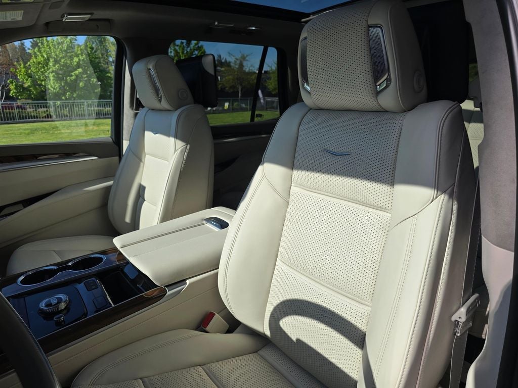 2026 Cadillac Escalade Platinum Sport