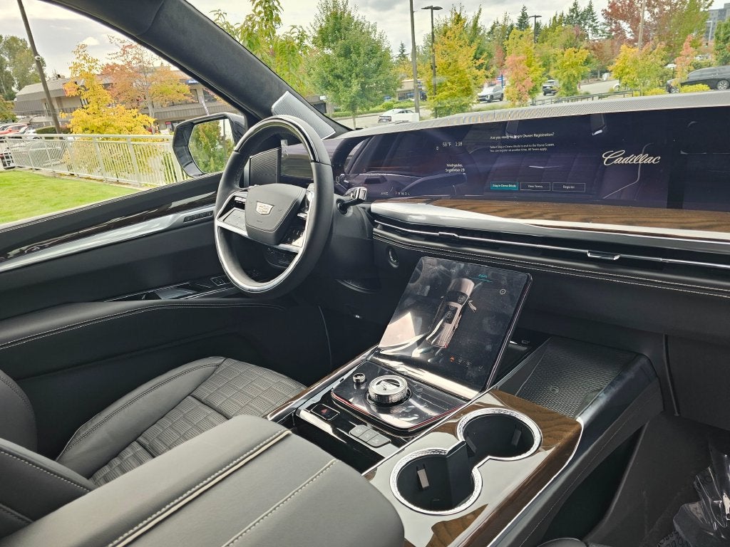 2026 Cadillac Escalade ESV Platinum Edition