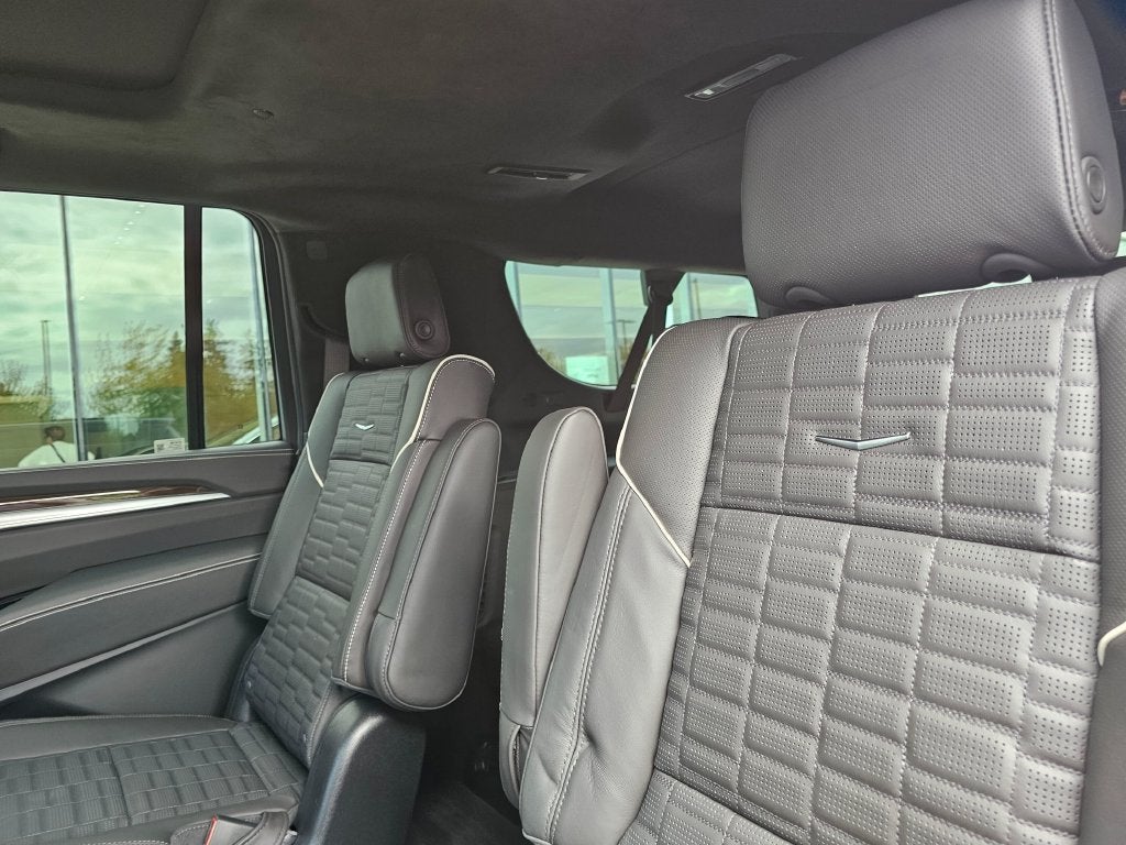 2026 Cadillac Escalade ESV Platinum Edition