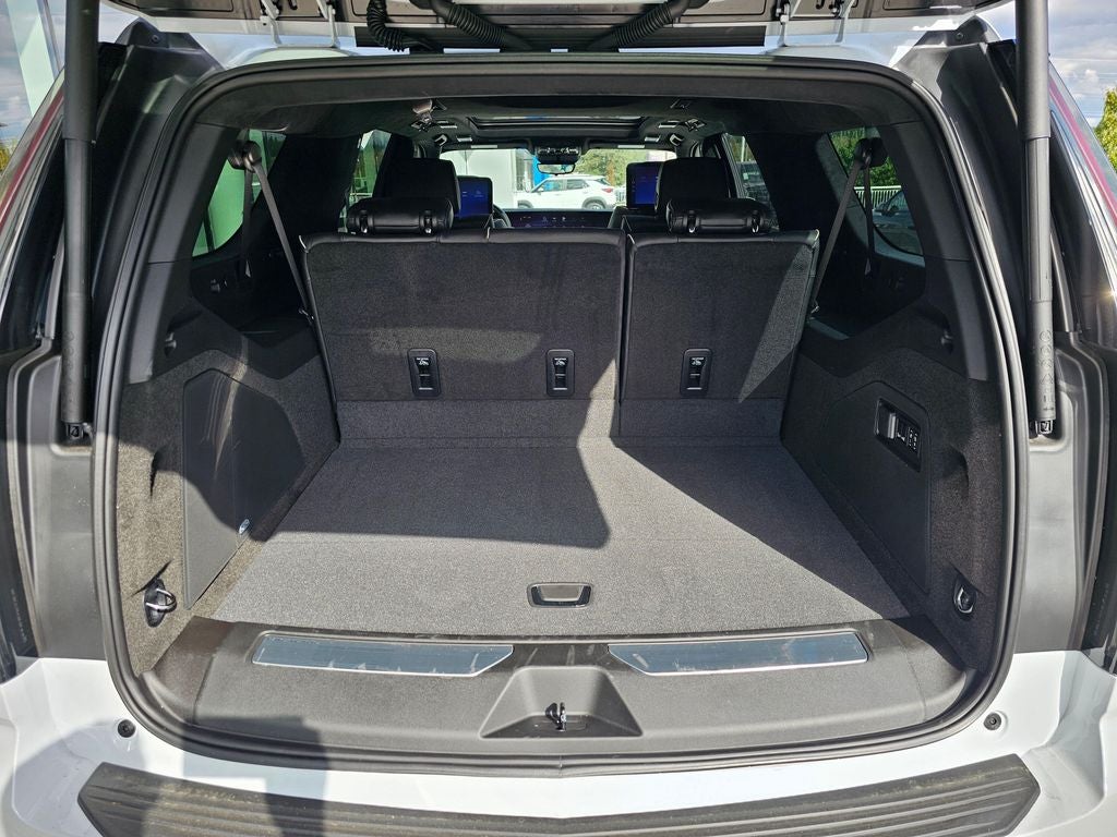 2026 Cadillac Escalade ESV Platinum Edition