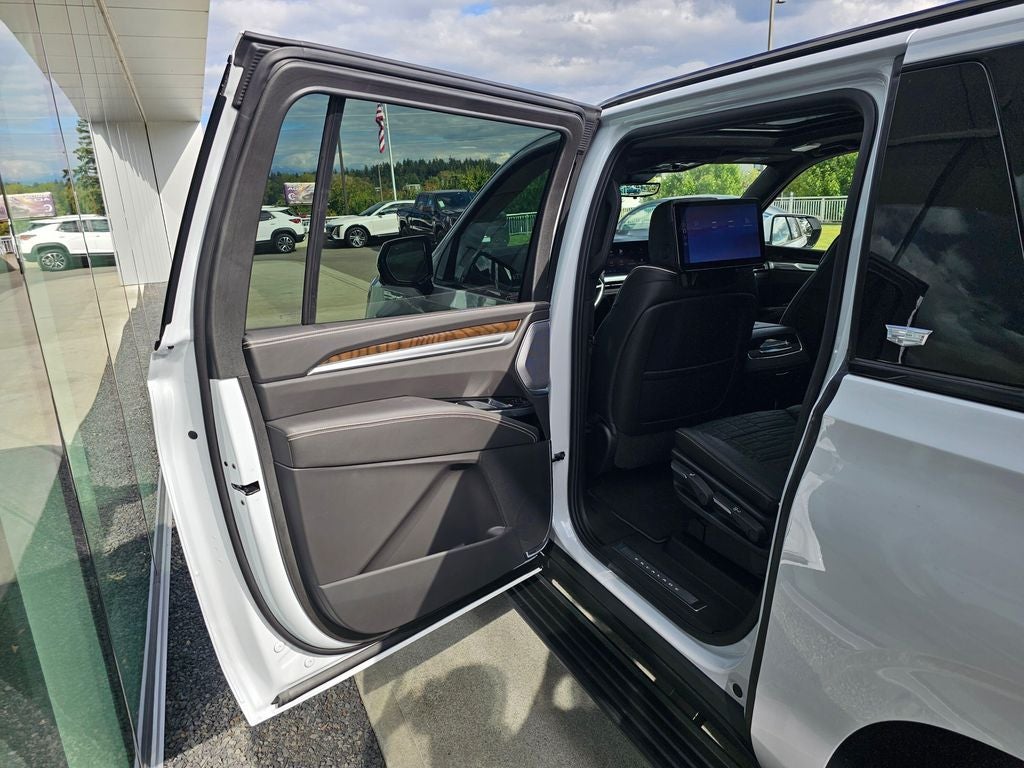 2026 Cadillac Escalade ESV Platinum Edition
