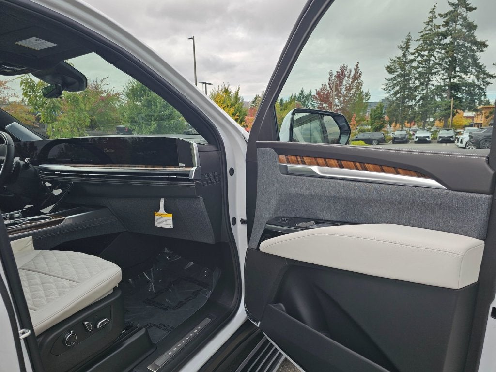 2026 Cadillac Escalade ESV Platinum Edition