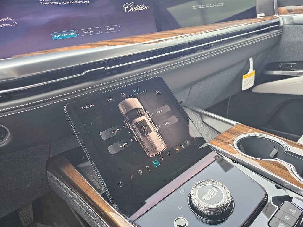2026 Cadillac Escalade ESV Platinum Edition