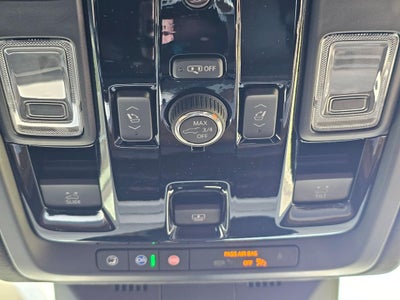 2026 Cadillac Escalade ESV Platinum Edition