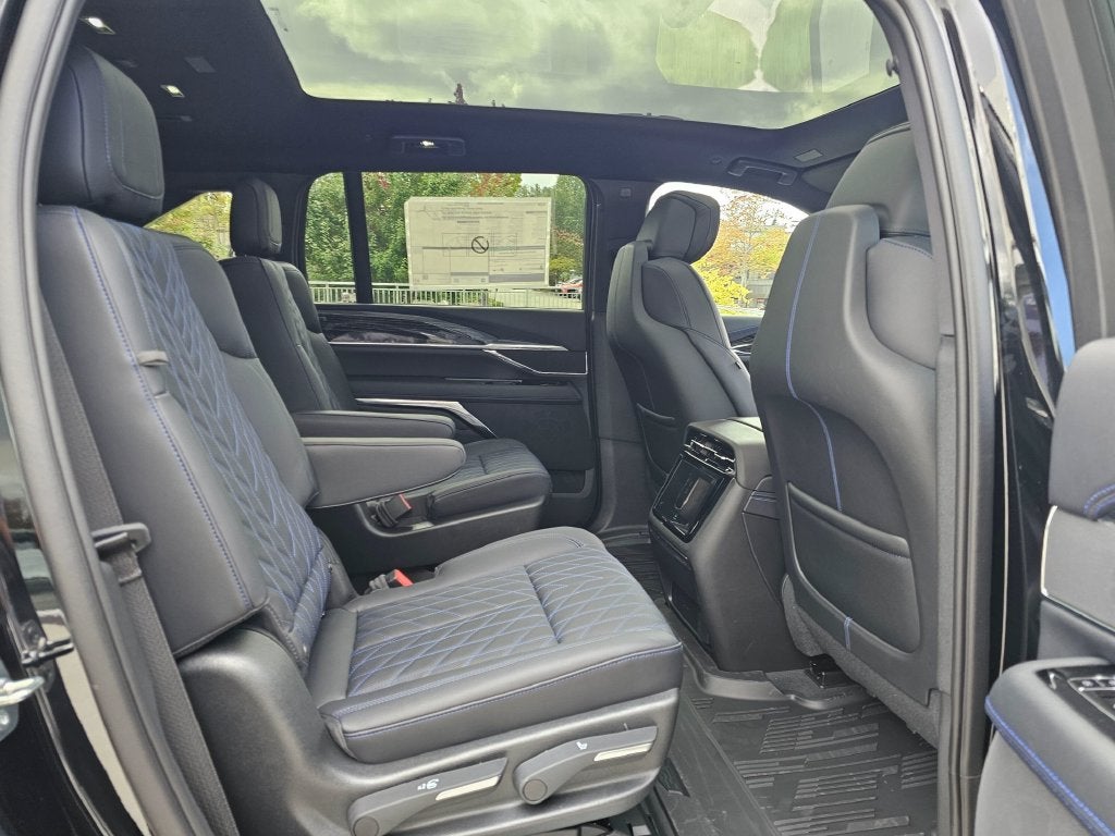 2026 Cadillac ESCALADE IQ Luxury