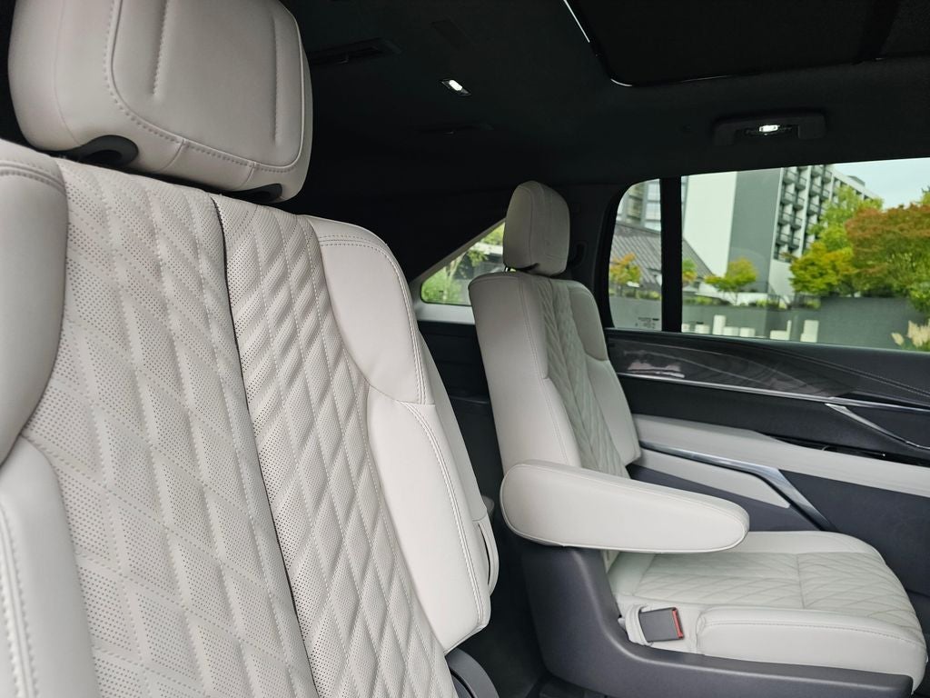 2026 Cadillac ESCALADE IQ Luxury