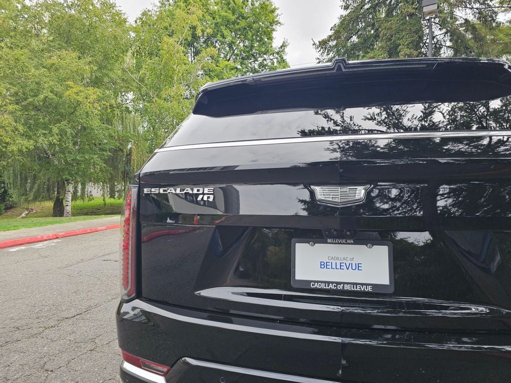 2026 Cadillac ESCALADE IQ Luxury