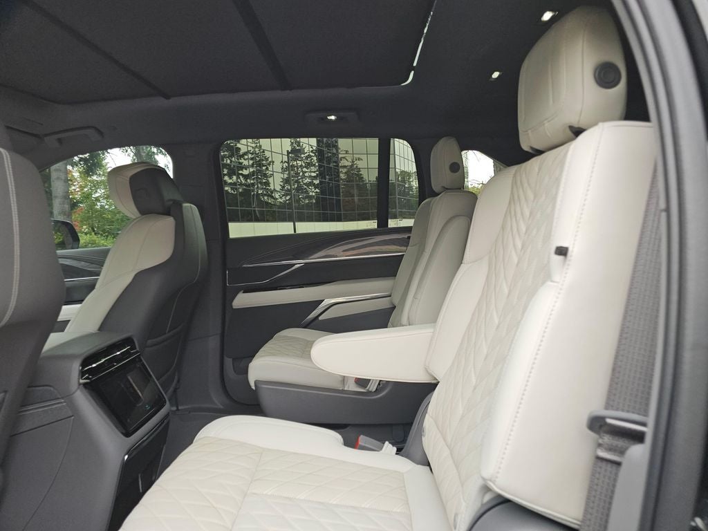 2026 Cadillac ESCALADE IQ Luxury