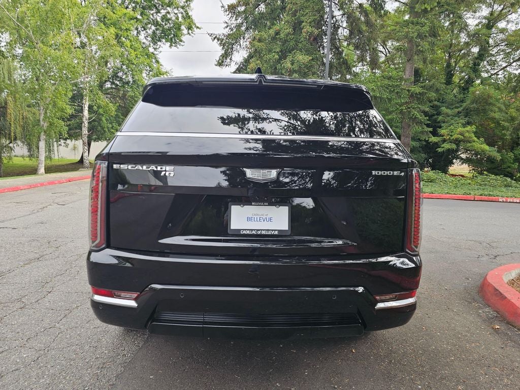 2026 Cadillac ESCALADE IQ Luxury