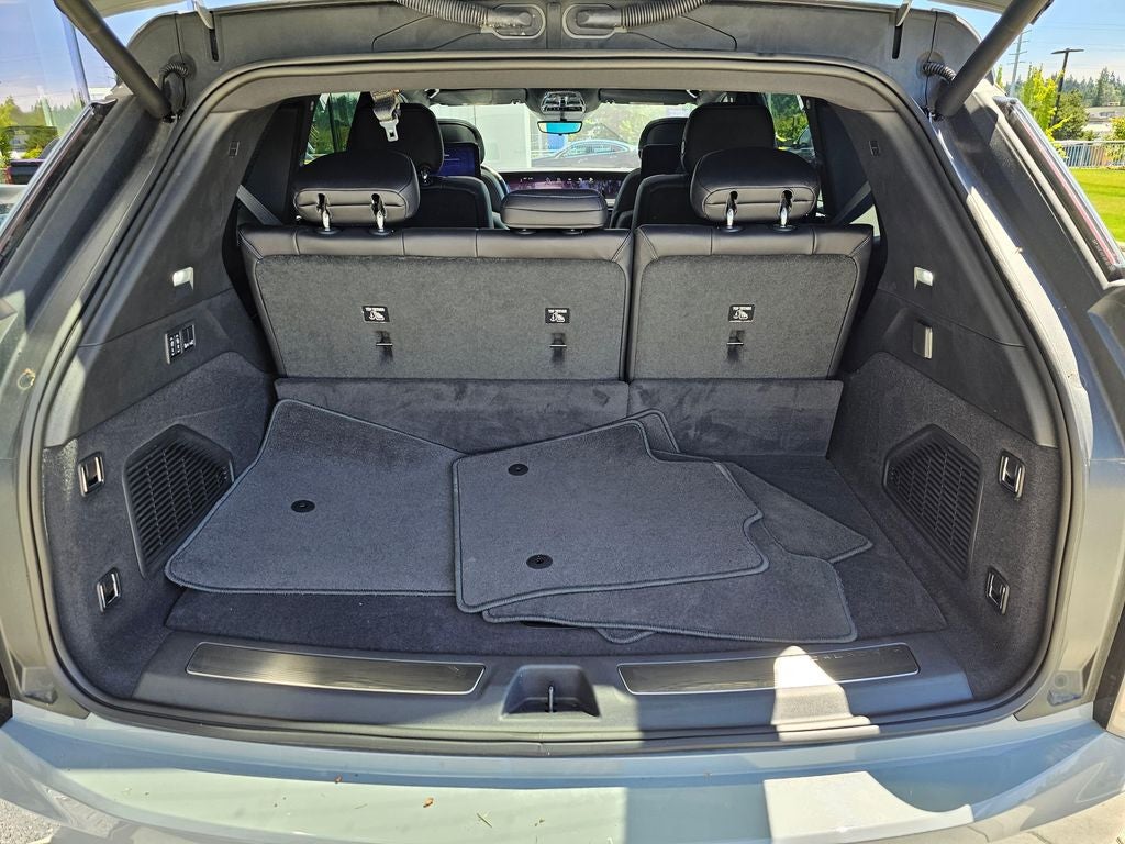 2026 Cadillac ESCALADE IQ Luxury