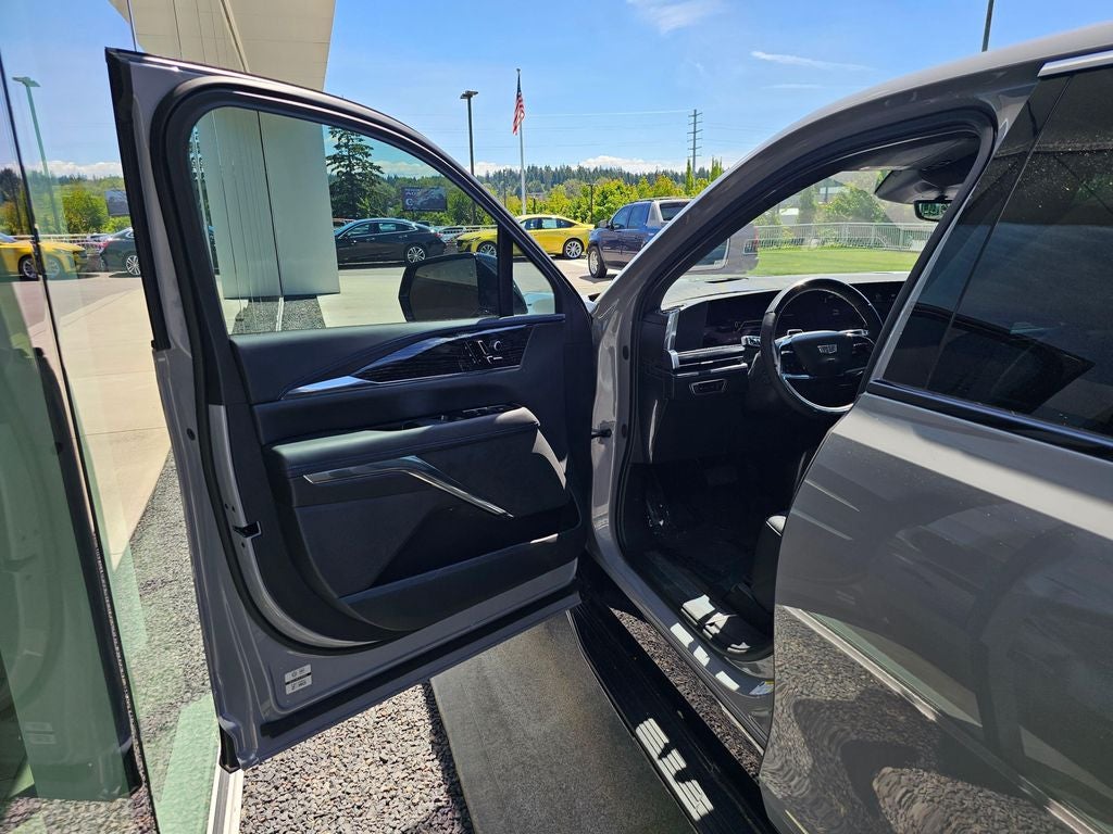 2026 Cadillac ESCALADE IQ Luxury