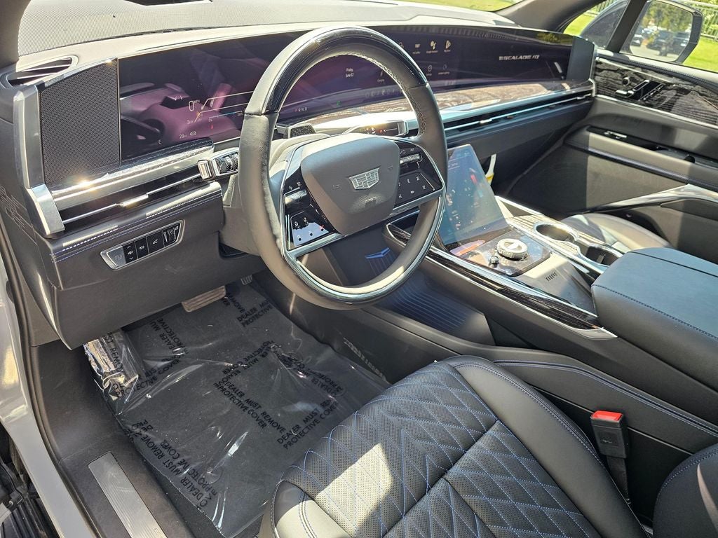 2026 Cadillac ESCALADE IQ Luxury