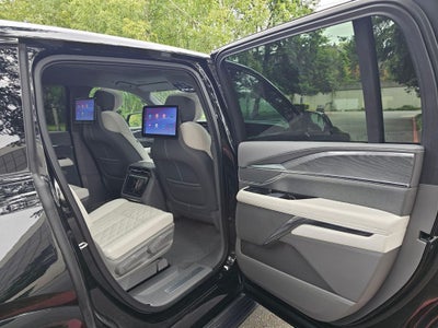 2026 Cadillac ESCALADE IQ Sport