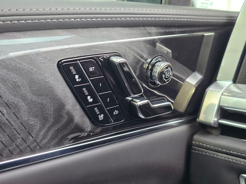 2026 Cadillac ESCALADE IQ Premium Sport