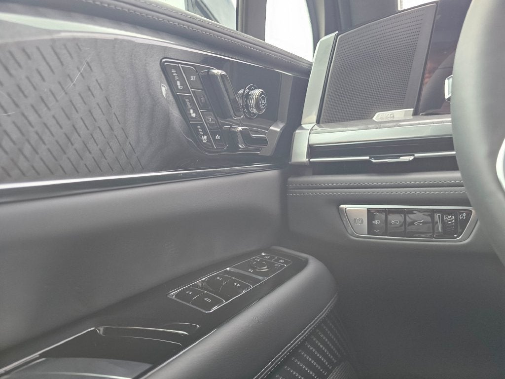2026 Cadillac ESCALADE IQ Premium Sport