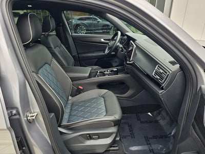 2024 Volkswagen Atlas Cross Sport 2.0T SEL Premium R-Line