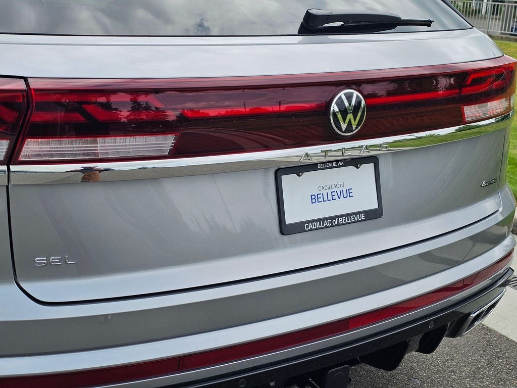 2024 Volkswagen Atlas Cross Sport 2.0T SEL Premium R-Line