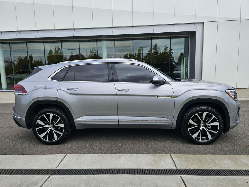 2024 Volkswagen Atlas Cross Sport 2.0T SEL Premium R-Line