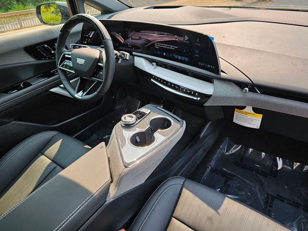 2026 Cadillac OPTIQ Premium Luxury - Photo 10