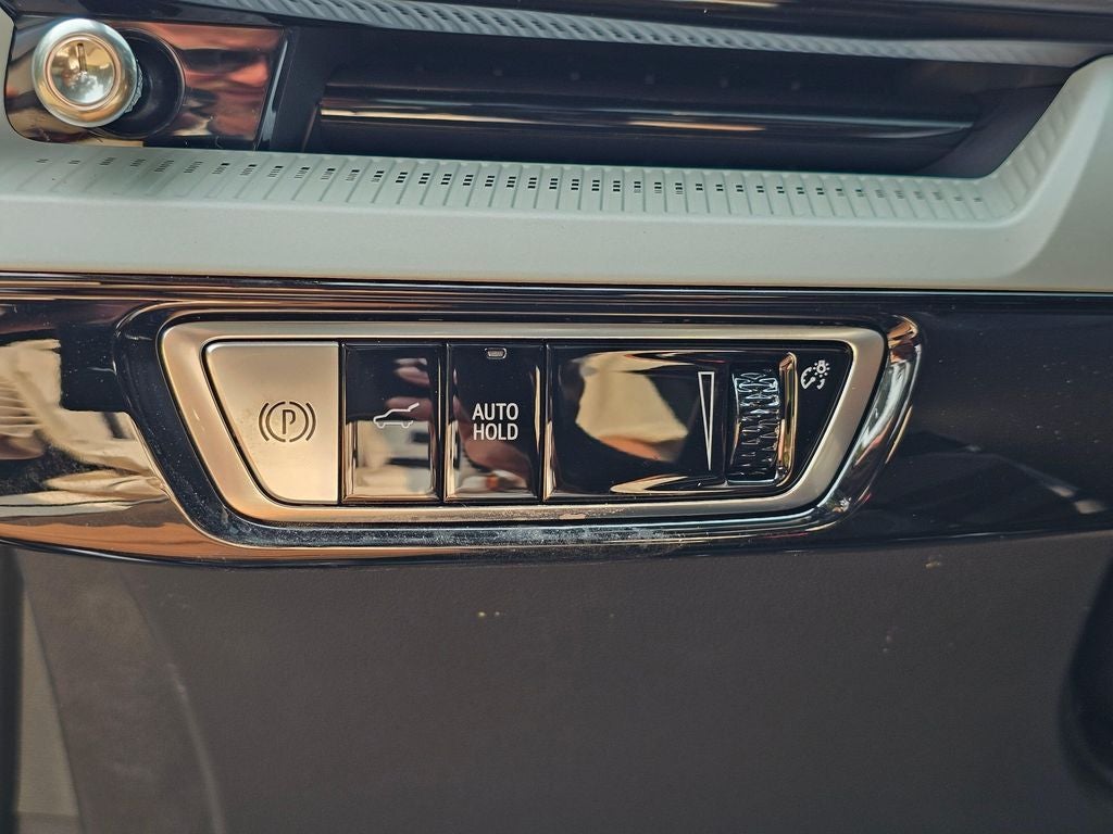 2026 Cadillac OPTIQ Premium Luxury - Photo 23